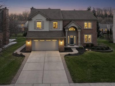 3855 Sequoia Dr, Lake Orion, MI, 48360