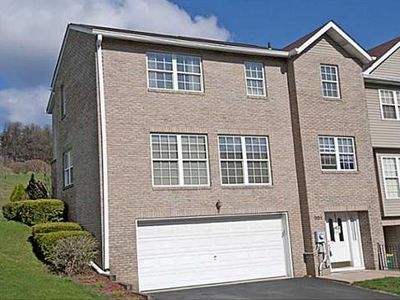 301 Wingate Dr, Pittsburgh, PA, 15205