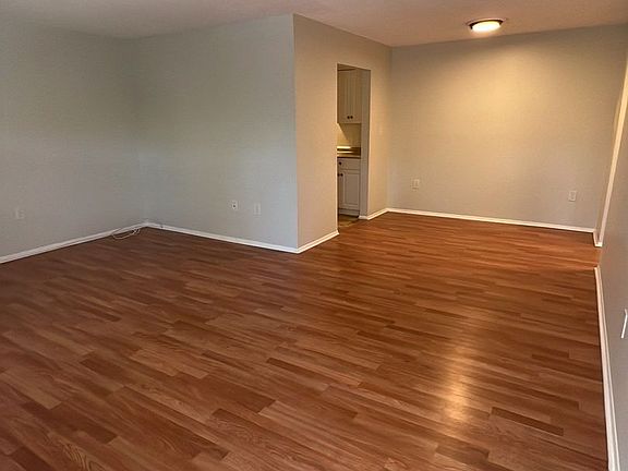 4th image of 3232 Fruitville Rd APT 235