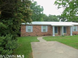 107 E Hamm St, Summerdale, AL 36580