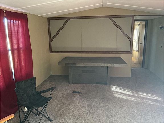 4th image of 2125 Riley Rd