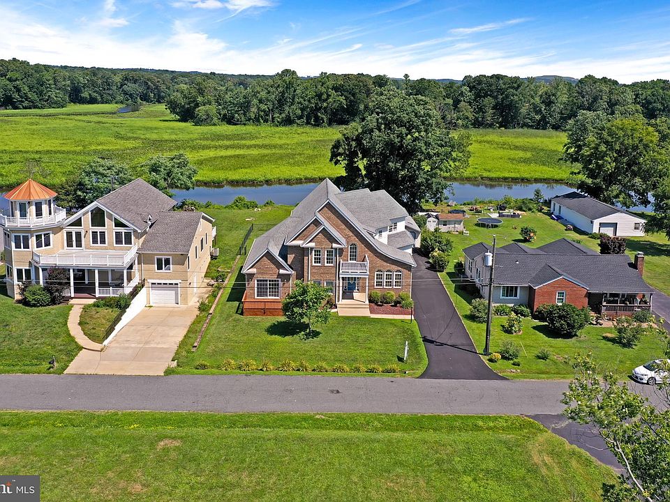 818 Bay St, Woodbridge, VA 22191 MLS VAPW2032244 Zillow
