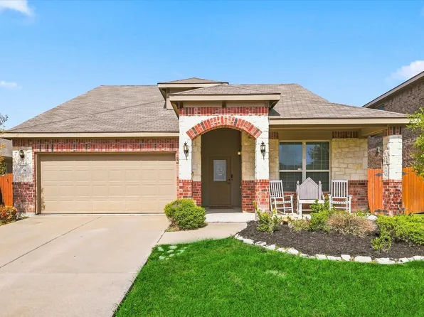 2113 Danibelle Dr, Heartland, TX 75126