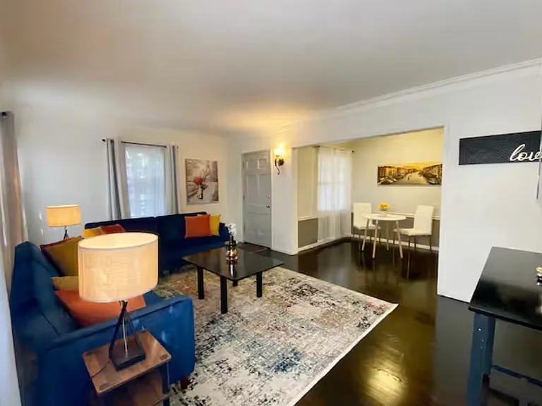 215 N La Peer Dr #A — Photo 7