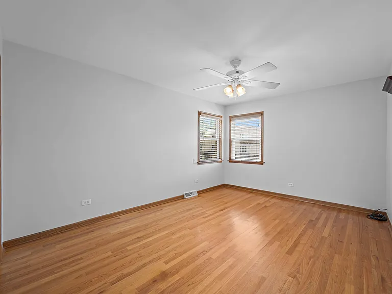 8610 W Summerdale Ave #2S — Photo 12