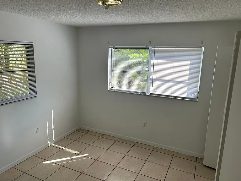 7025 Hibiscus Ave S #1 — Photo 13