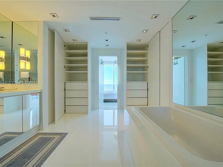 6899 Collins Ave #2208 — Photo 68