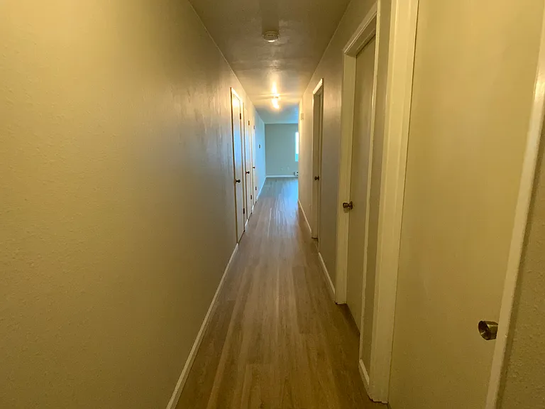 2405 Grand Ave #8 — Photo 3