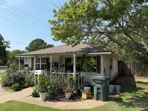 11 Jon St, Healdton, OK 73438