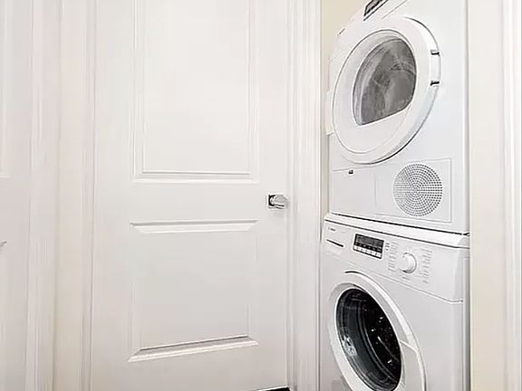 5th image of 128 2nd Ave APT B4