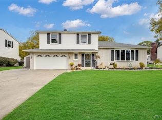 32 Colonial Manor Ct, Buffalo, NY 14224