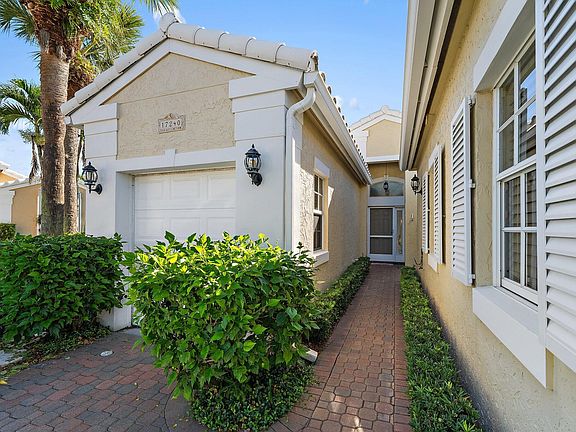 4th image of 17240 Shoals Drive