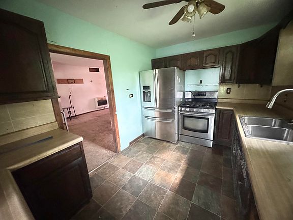 5th image of 17185 Schillinger Rd