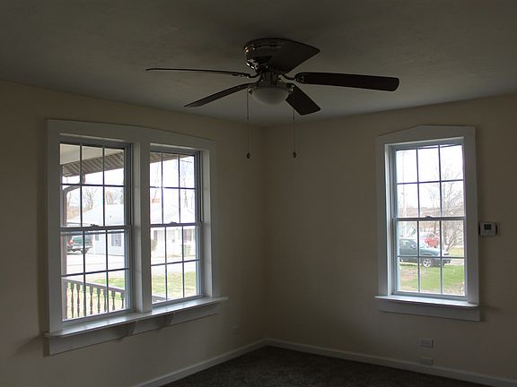 4th image of 523 W Charles St