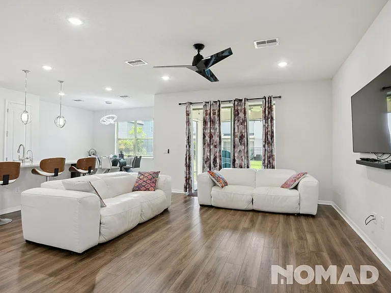 18066 Fenders Way — Photo 10