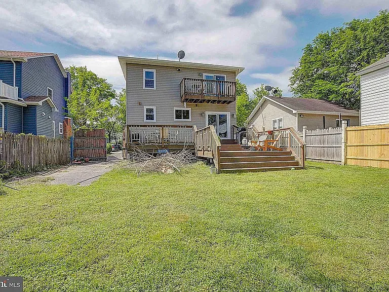 4506 Tuckerman St — Photo 22