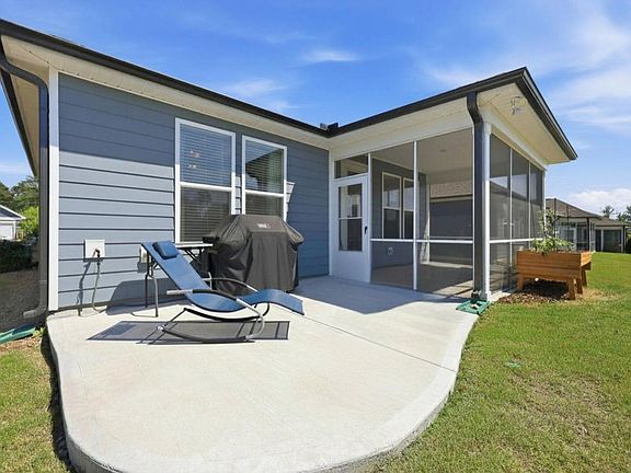4th image of 1536 White Admiral St
