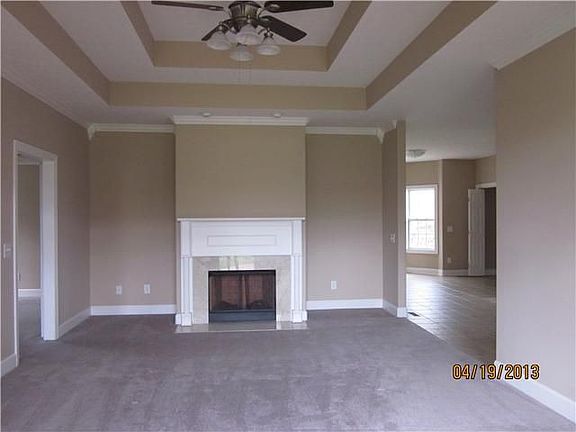 4th image of 129 Thoroughbred Way