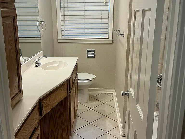 3408 Leith Ave — Photo 26