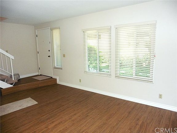 3rd image of 1418 Stonewood Ct