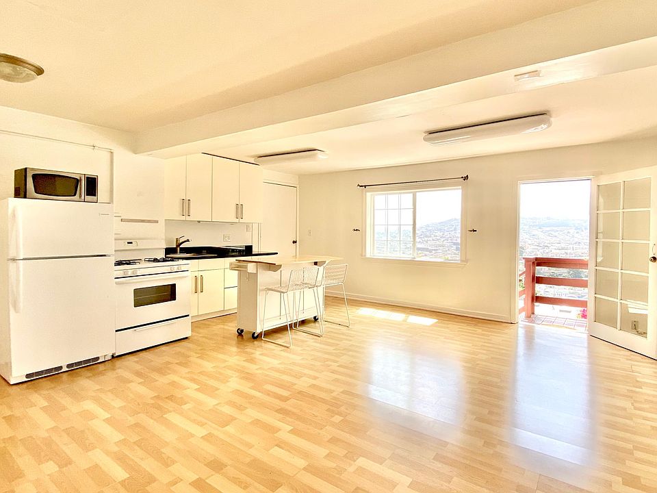 1st image of 367 Joost Ave #3