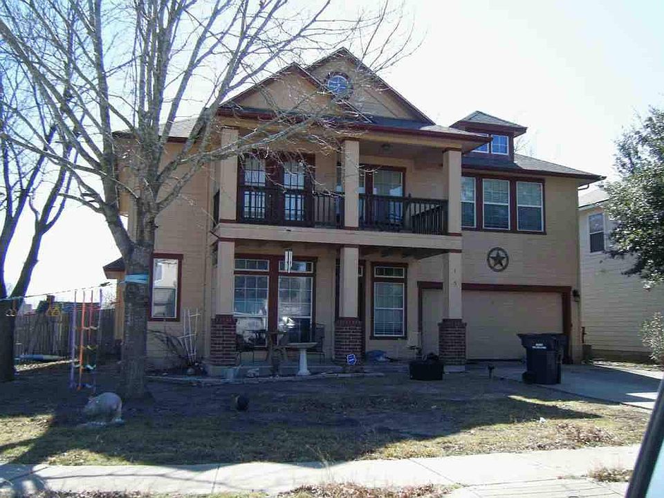 1st image of 105 Hyltin St