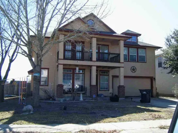 105 Hyltin St, Hutto, TX 78634