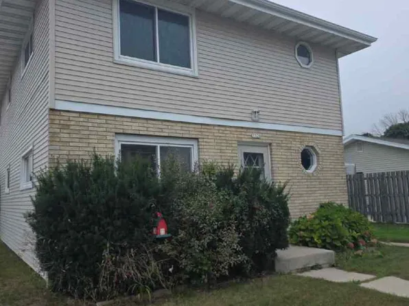 3328 S 11th St, Sheboygan, WI 53081
