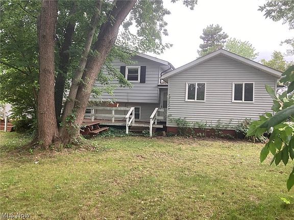 3rd image of 5461 Granada Dr