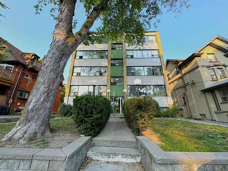 140 Springhurst Ave #U4 — Photo 13