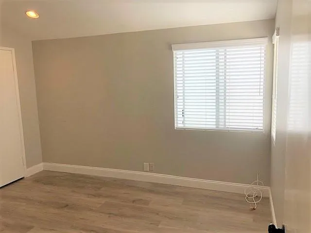 2 bed, 1000 sqft, $3,995 — Photo 4