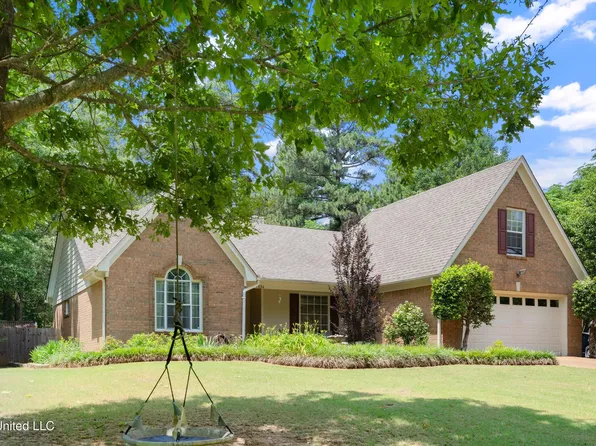 9884 Victor Dr, Olive Branch, MS 38654