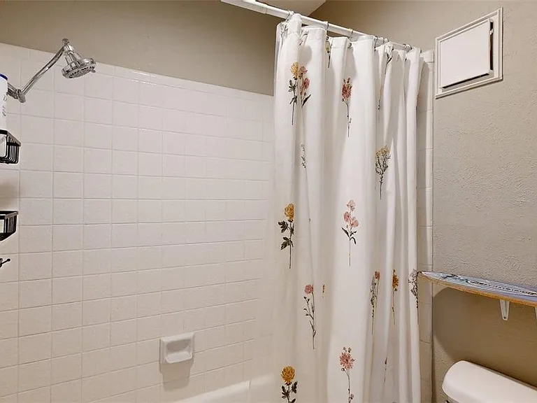 1901 Holleman Dr W #412 — Photo 13