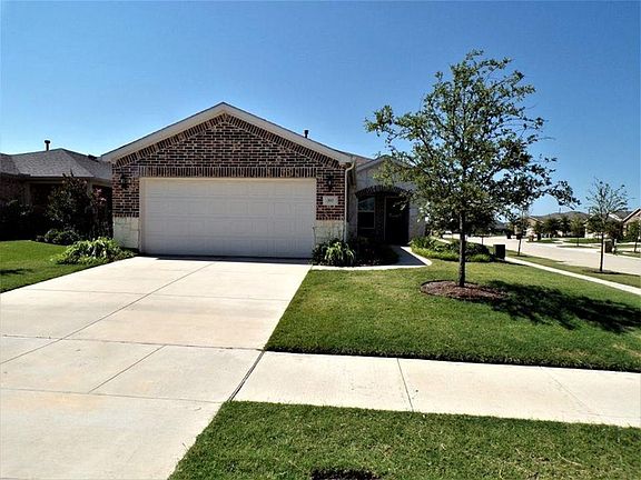 2nd image of 395 Montague Ln