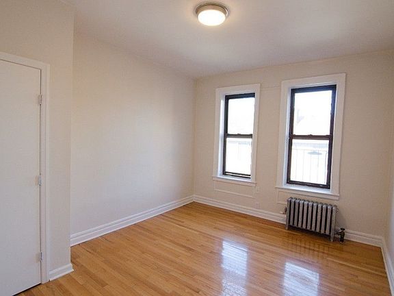 5th image of 3737 88th St APT C7