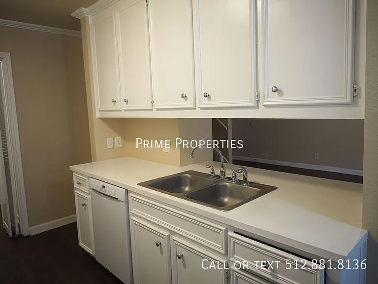 3845 Ranch Road 2222 #34 — Photo 9