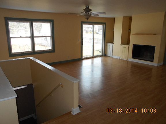 2nd image of 38W090 Oak Dr