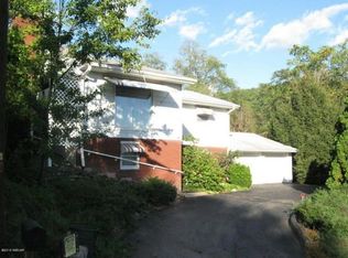 21 Beech Ln, Lock Haven, PA 17745
