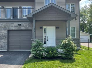 1803A River Rd W, Wasaga Beach, ON L9Z 2X5
