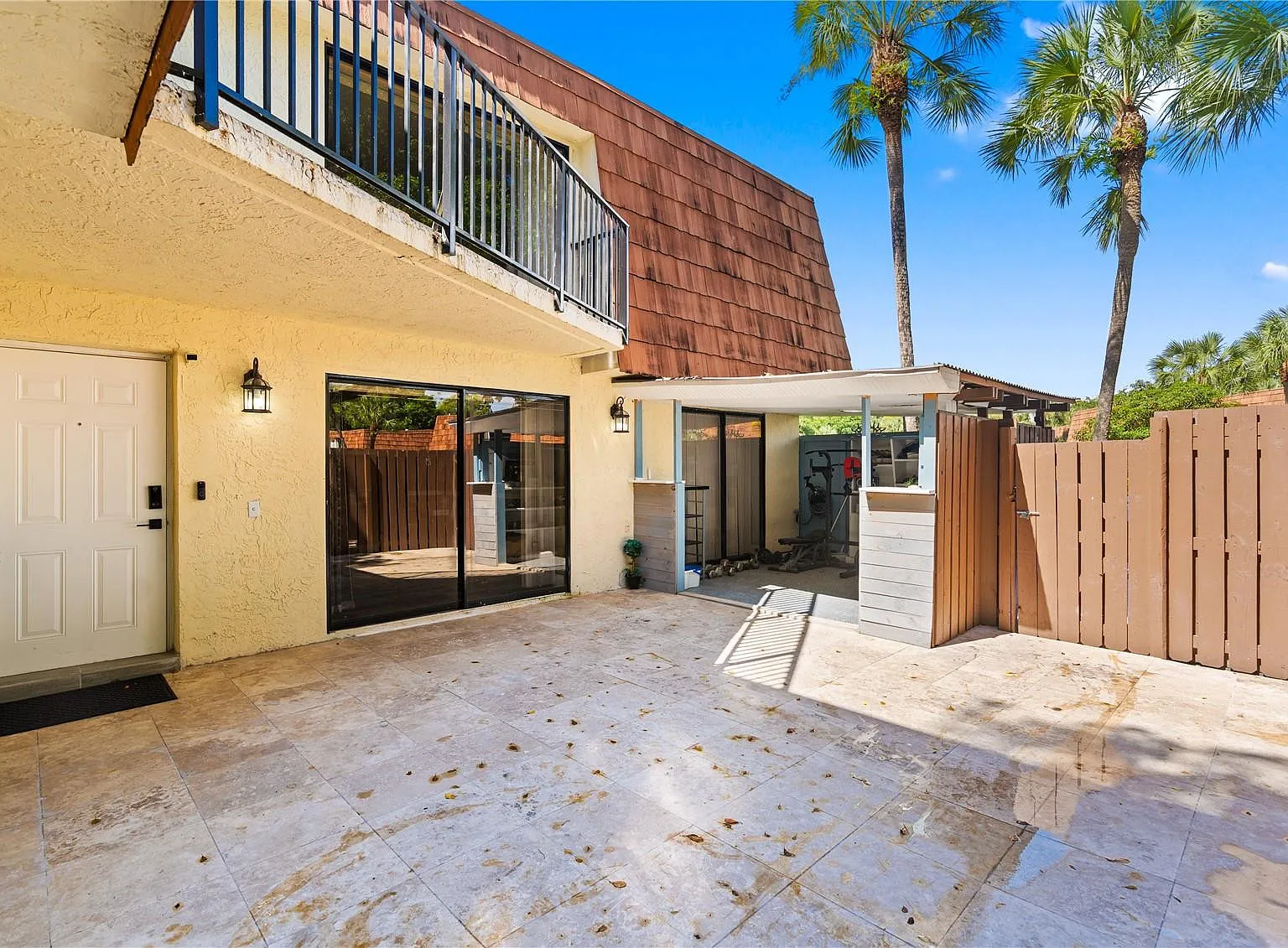 3 bed, 2.5 bath, 1460 sqft, $3,500 — Photo 3