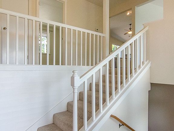 4th image of 5869 Capt Vancouver Dr