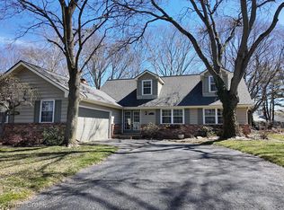 2777 Saturn Dr, Lake Orion, MI
