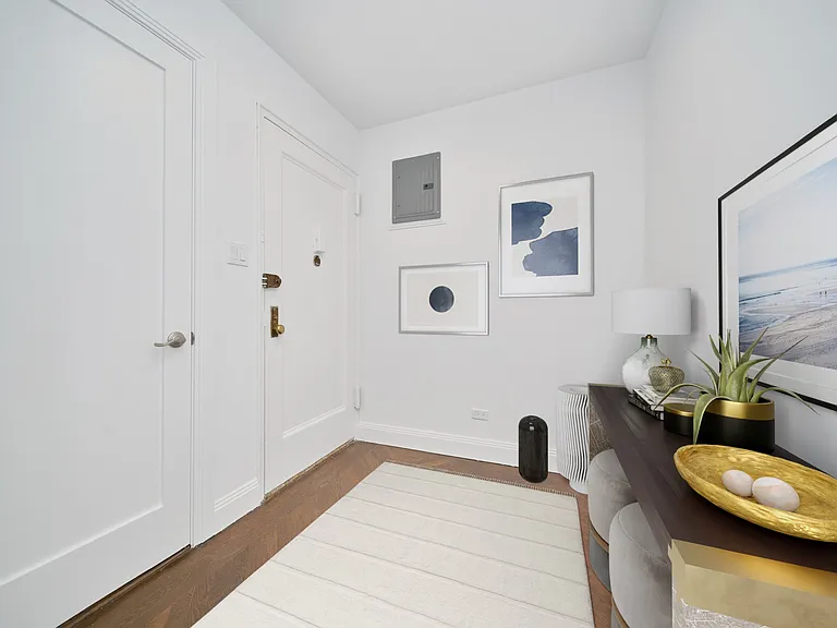 600 W 111th St #4G1 — Photo 5