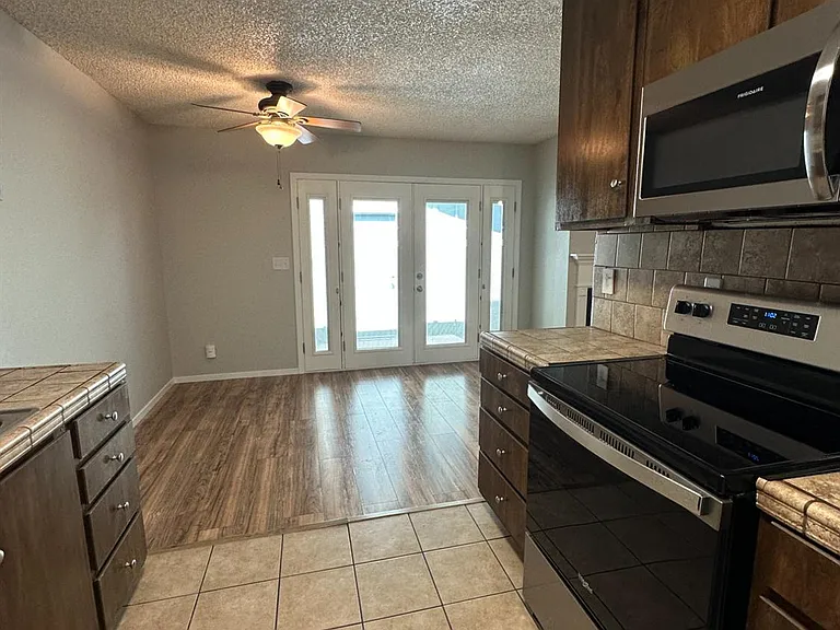 297 E Bullard Ave #136 — Photo 10