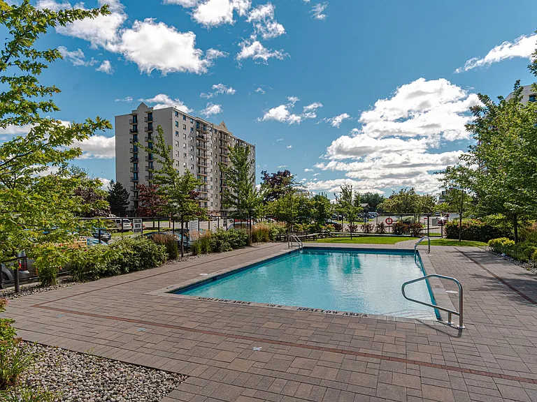 16 Leroy Grant Dr — Photo 10