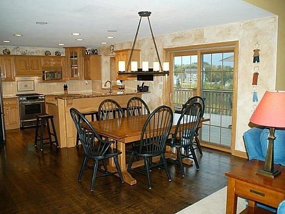 3rd image of W133N6455 Crestwood Dr