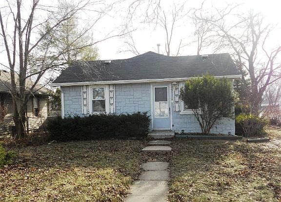 4th image of 901 Colonial Dr