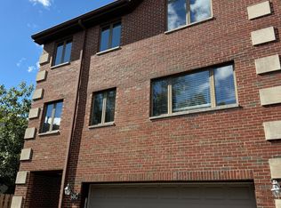 60 S Dee Rd APT G, Park Ridge, IL 60068