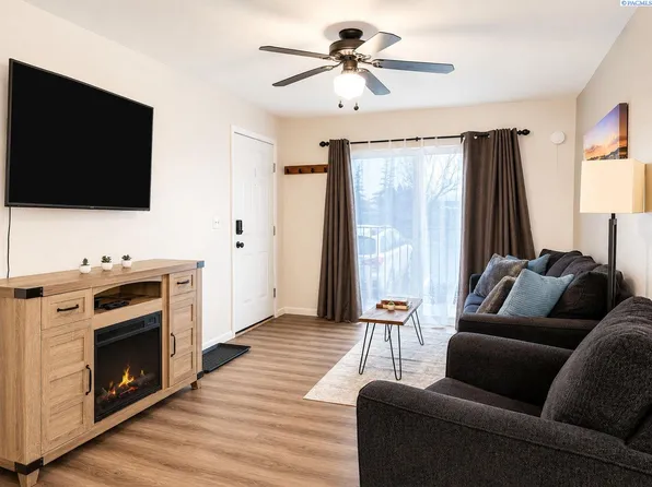 1645 NE Merman Dr APT C204, Pullman, WA 99163