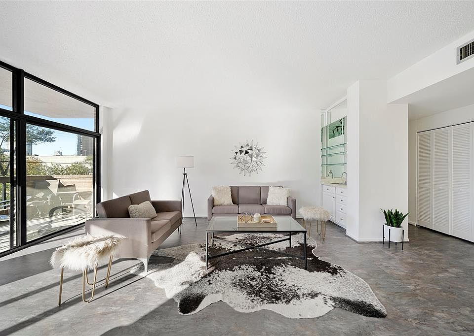 1st image of 21 Briar Hollow Ln Unit 202